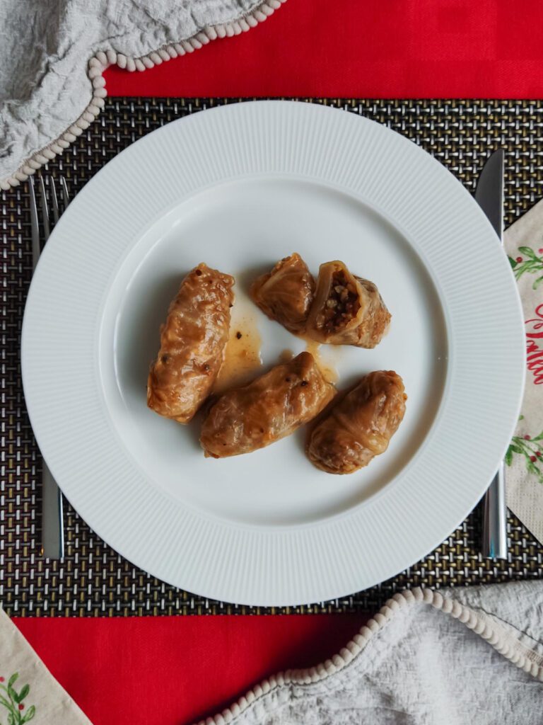 Vegan Serbian Style "Sarma" stuffed with leeks and mushrooms