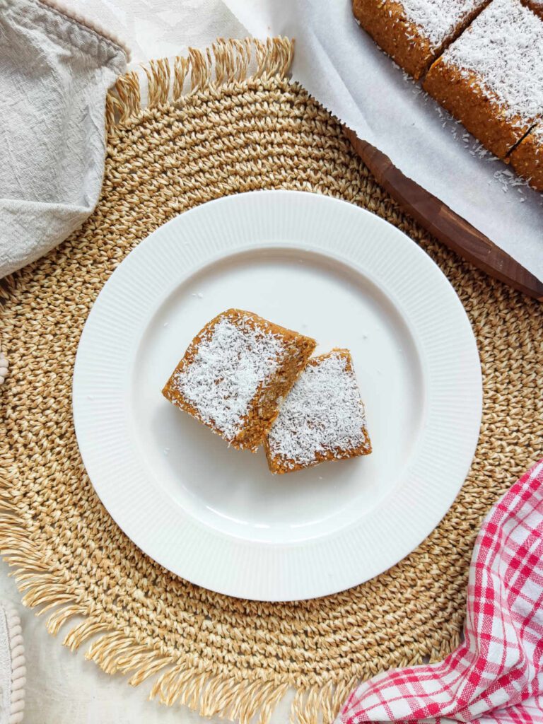 No-Bake Carrot Cake Bars