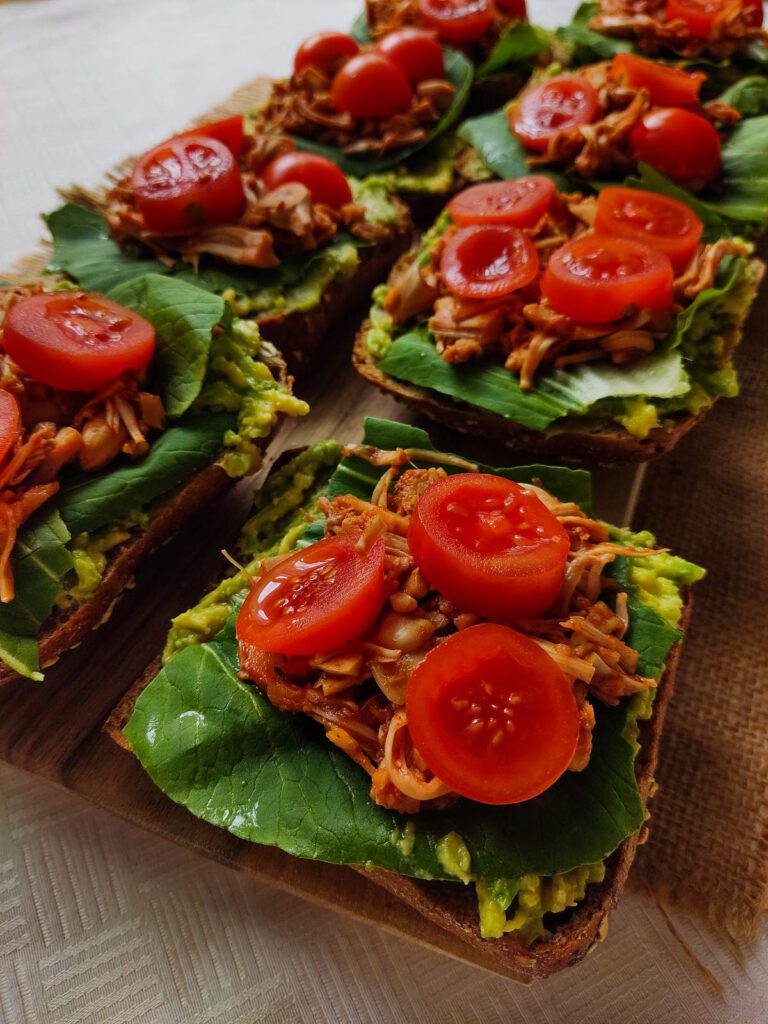 Jackfruit Pak Choi Sandwich