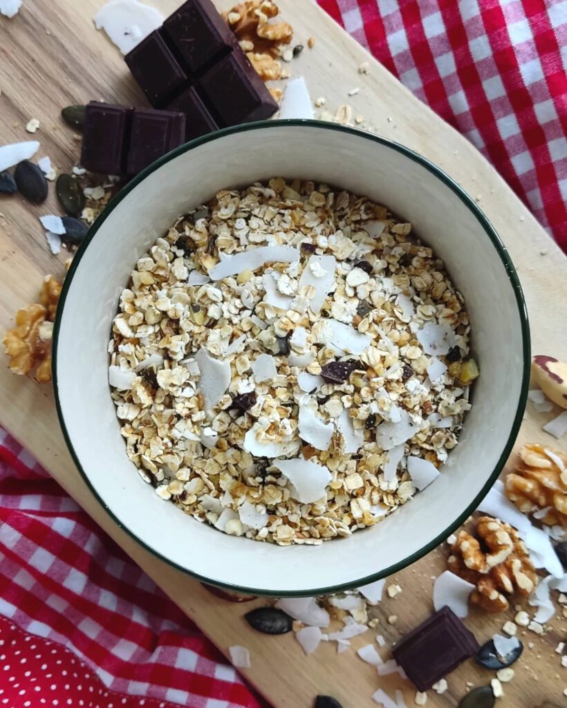 Chocolate-Coconut Muesli Mix