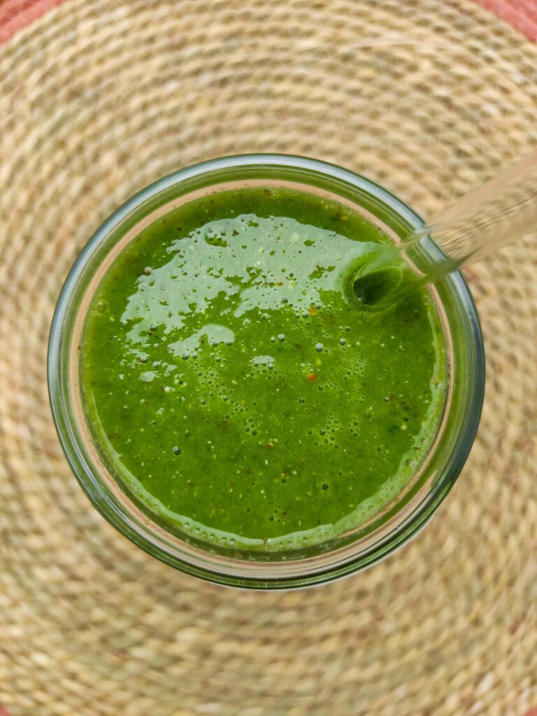 Green Smoothie with Pineapple