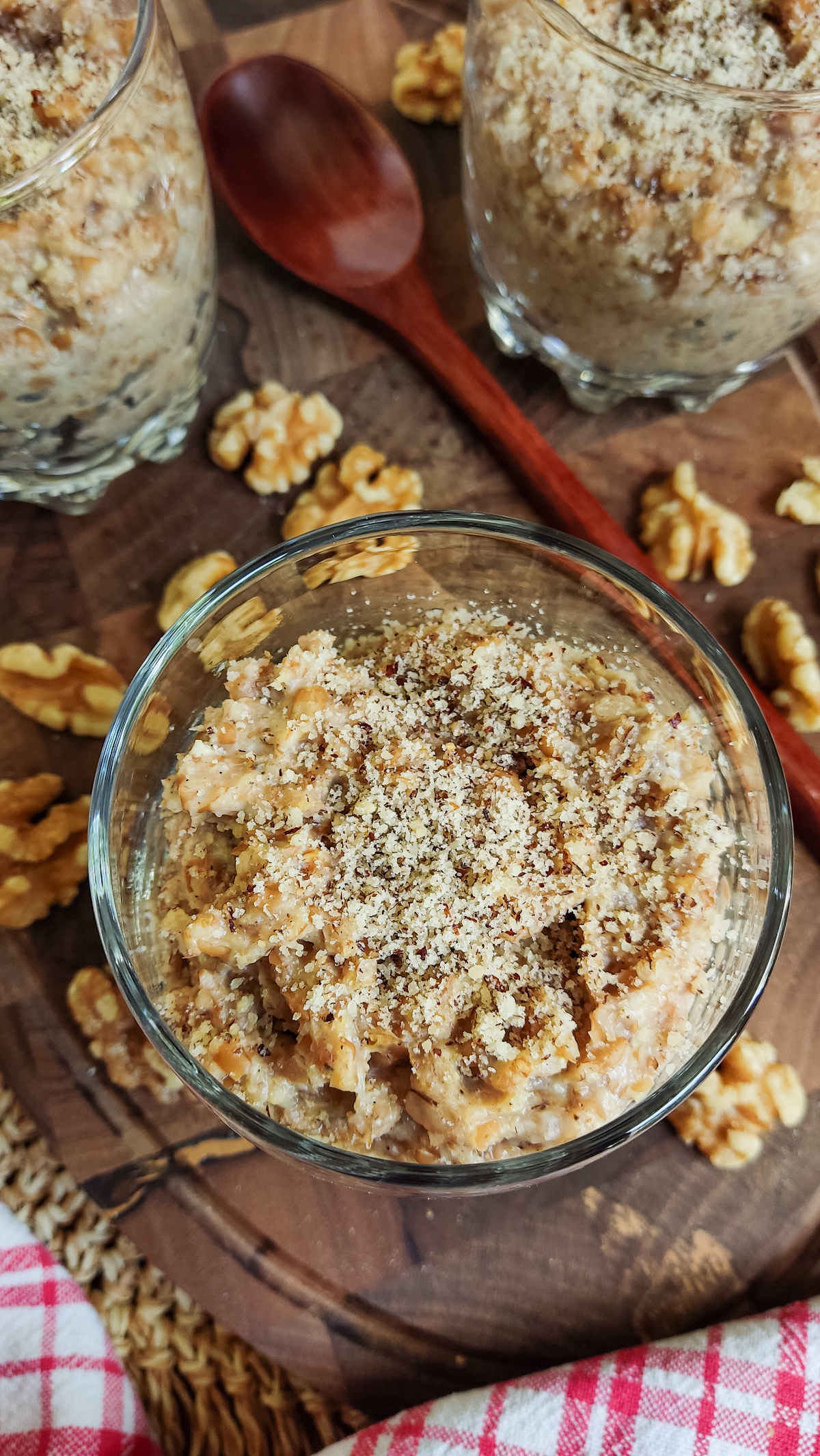 Spelt_Porridge_with_Walnuts_and_Dates served in glass